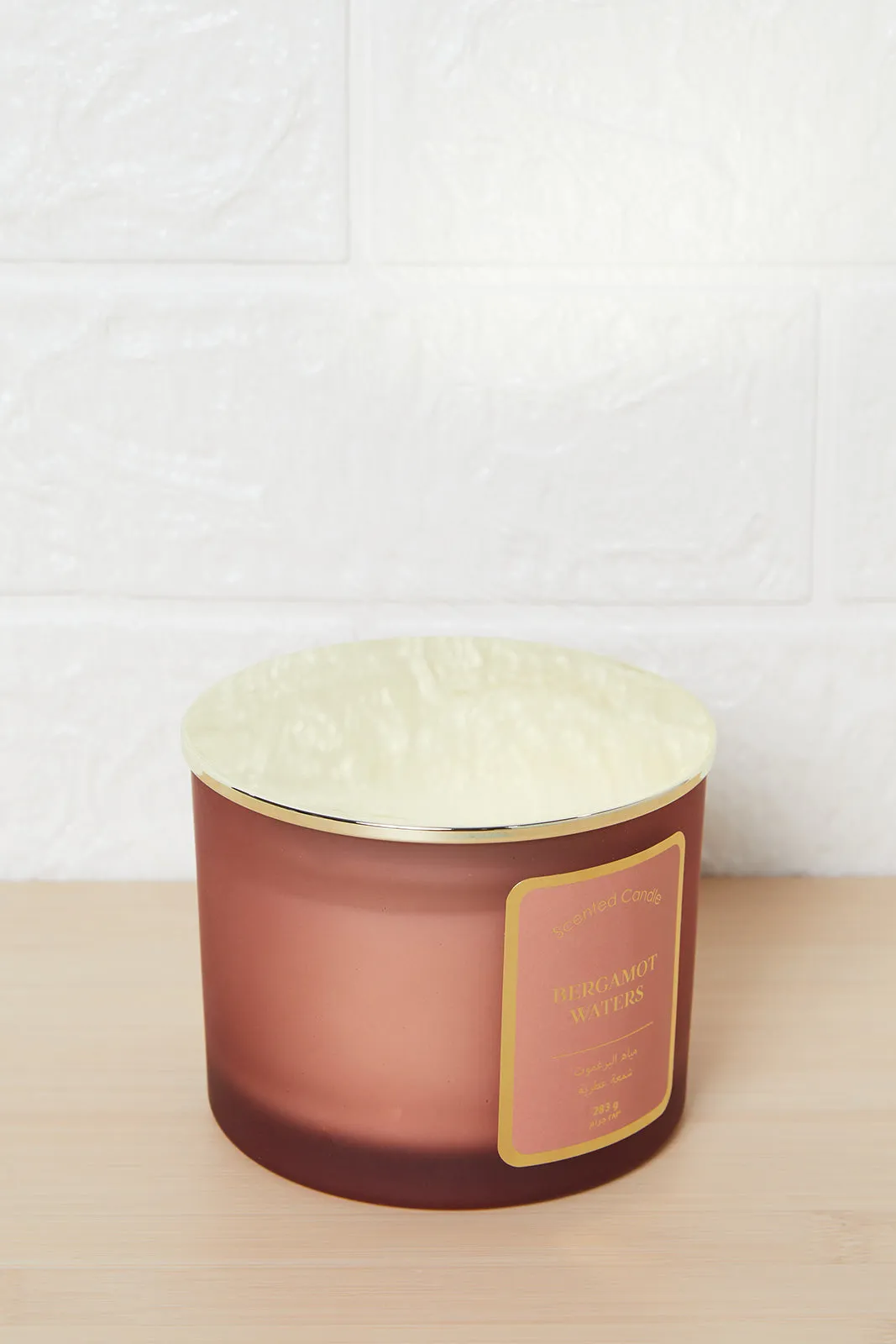 Brown Bergamot Waters Candle With Lid