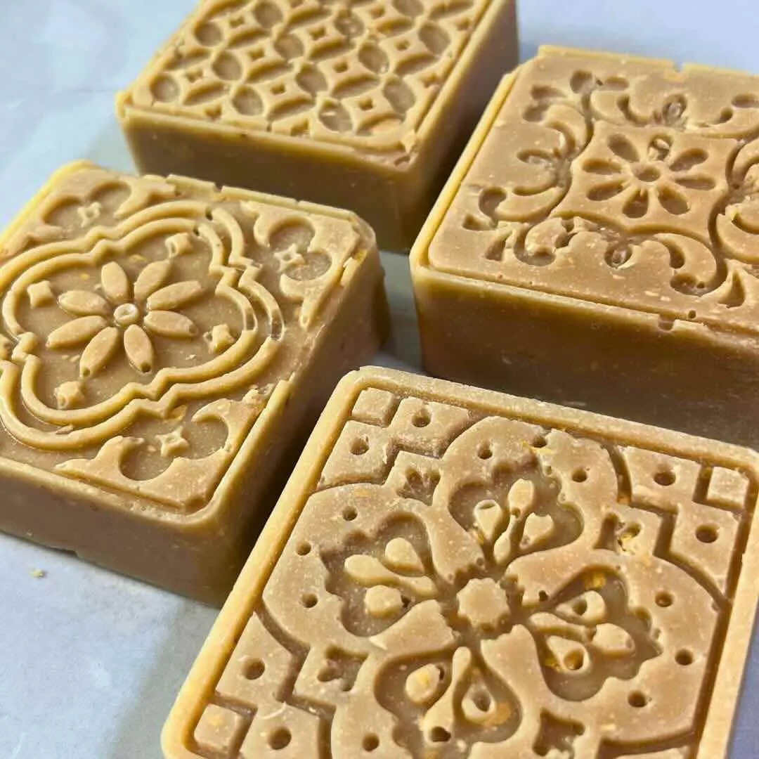 Creamy Oat Bliss Bar: Nourishing Goat Milk, Oatmeal & Honey Soap | Handmade & Natural | Sudsverse