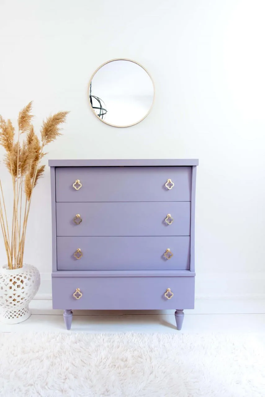 Dixie Belle Lucky Lavender  Chalk Paint