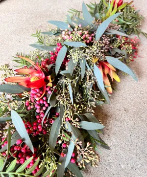 Fresh Real Seeded Eucalyptus, Pepperberry and Safari Garland, Table Runner Party, Gift, Dinner Decor Mantel indoor outdoor Spring Summer